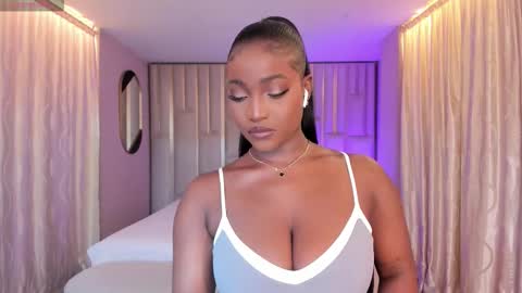 S a v a n n a h  online show from March 8, 5:39 pm