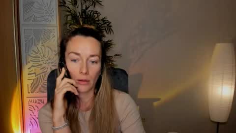 save the qween online show from March 1, 12:27 pm