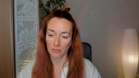 save the qween online show from April 4, 6:12 am