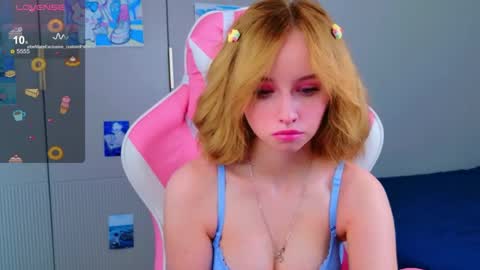 Roxy online show from May 25, 6:23 am