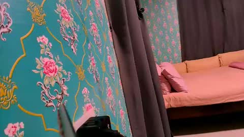 scarlett. online show from April 22, 3:14 am