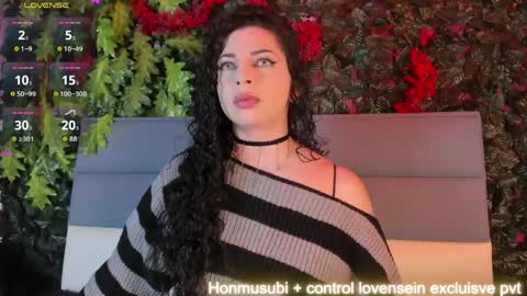 SCARLATTA DESIRE online show from June 2, 3:18 am