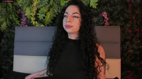 SCARLATTA DESIRE online show from April 22, 2:52 am