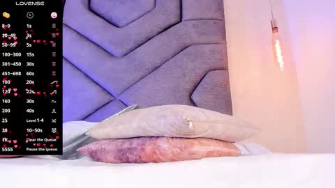 Snapshot of scarleett_johansson chatting on September 22, 8:51 pm Scarlett online show from September 22, 8:51 pm