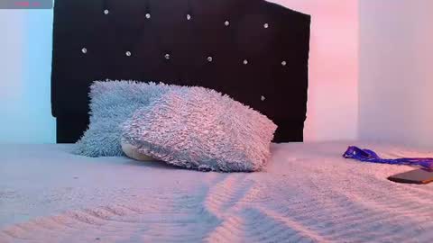 scarlet__muse online show from July 28, 12:48 pm
