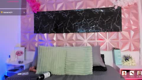 Scarlet  online show from March 5, 1:29 pm