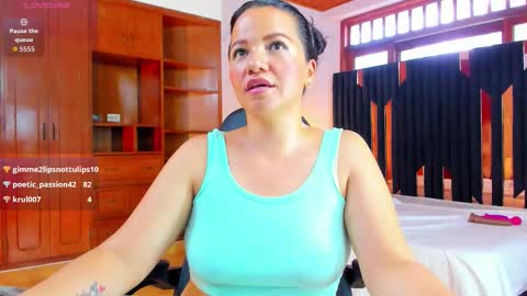 Snapshot of scarlet_lace1 chatting on September 27, 8:16 pm scarlet_lace1 online show from September 27, 8:16 pm