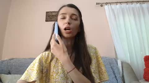 Scarlet online show from June 19, 1:14 pm