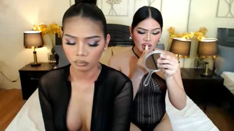 Scarlet online show from April 23, 8:11 am