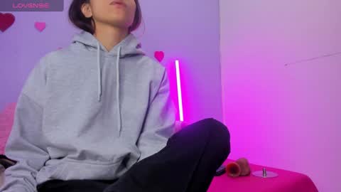 I am  Scarleth  Check mi profile online show from March 7, 12:01 pm