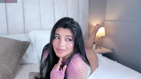 Snapshot of scarletstarr_ chatting on October 17, 4:48 am Scarlet online show from October 17, 4:48 am