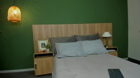 Scarlett  online show from April 15, 7:58 pm