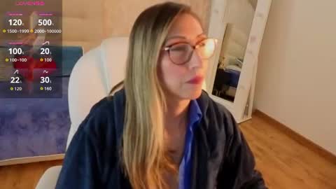 Scarlett online show from June 11, 11:40 am