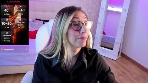 Scarlett online show from April 25, 12:41 pm