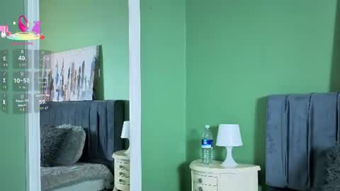 Scarlett online show from June 11, 2:25 pm