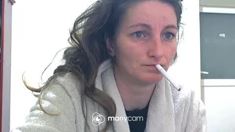 Snapshot of scarlett_queen01 chatting on March 5, 3:08 am scarlett_queen01 online show from March 5, 3:08 am