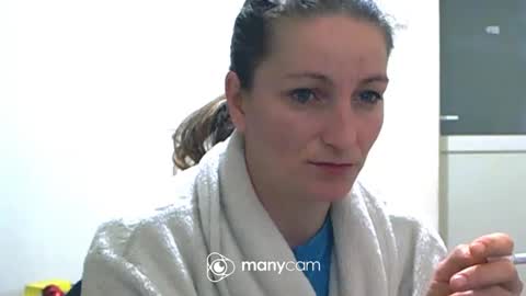Snapshot of scarlett_queen01 chatting on February 10, 3:35 am scarlett_queen01 online show from February 10, 3:35 am