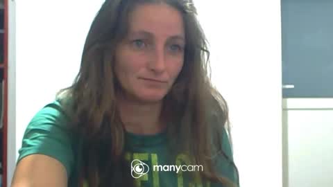 Snapshot of scarlett_queen01 chatting on September 20, 4:00 am scarlett_queen01 online show from September 20, 4:00 am