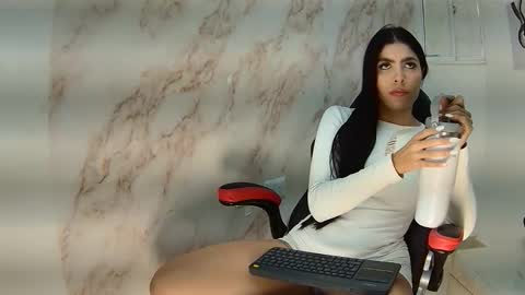 Scarlett online show from March 3, 1:50 pm