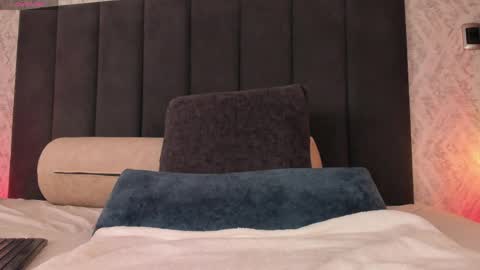 Scarlett online show from April 23, 8:00 am