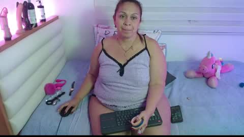 scarlettbooty online show from April 19, 9:53 am