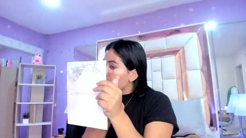 Scarlette  online show from April 18, 3:09 am