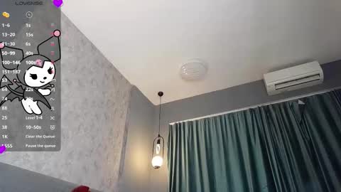 scarlettjakobs online show from January 6, 6:28 am