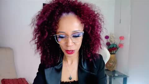 Snapshot of scarlettmalbec chatting on September 27, 9:33 pm Scarlett online show from September 27, 9:33 pm