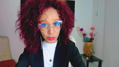 Snapshot of scarlettmalbec chatting on October 10, 10:47 pm Scarlett online show from October 10, 10:47 pm