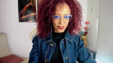 Snapshot of scarlettmalbec chatting on October 18, 10:00 pm Scarlett online show from October 18, 10:00 pm