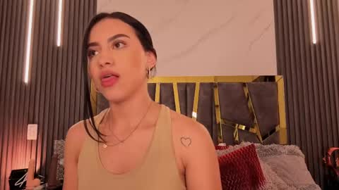 scarlettorres online show from May 19, 1:56 am