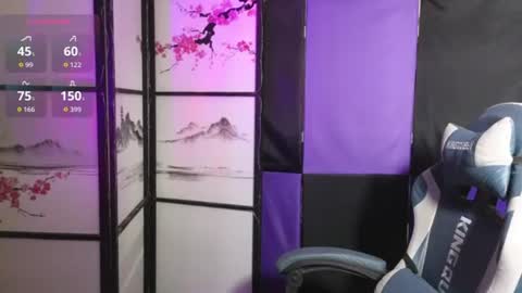 Scarlett online show from June 12, 11:51 am