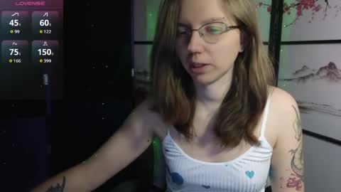 Scarlett online show from April 24, 1:25 pm