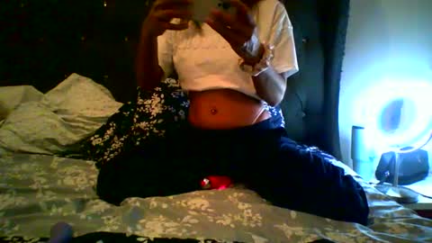 Snapshot of scarlettwhite69 chatting on September 30, 4:07 am Scarlett online show from September 30, 4:07 am