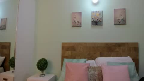 SCARLET online show from April 23, 11:28 am