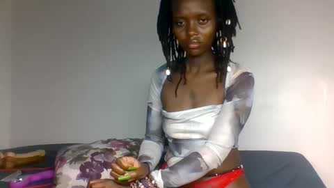 scentedfriction online show from November 15, 12:44 am