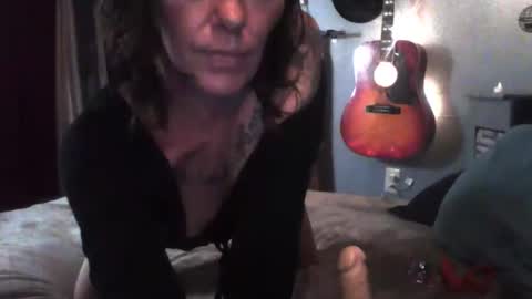 Scherstin online show from April 8, 4:47 am