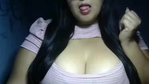 mai latina online show from February 1, 1:48 am