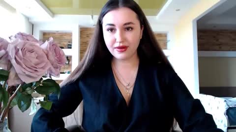 Snapshot of sea_cocktail chatting on March 10, 9:12 am Elizabeth  online show from March 10, 9:12 am