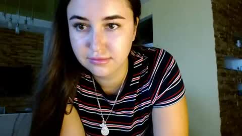 Elizabeth  online show from July 8, 9:22 am