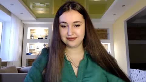 Snapshot of sea_cocktail chatting on December 31, 8:37 am Elizabeth  online show from December 31, 8:37 am