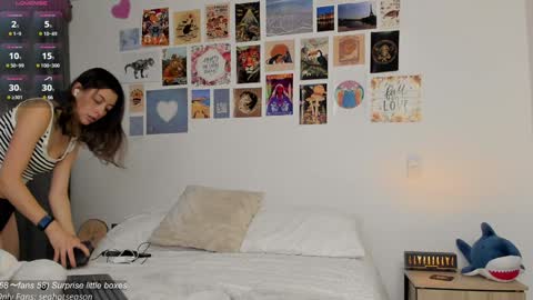 Snapshot of seahotseason chatting on February 26, 1:46 am Aria Independent model online show from February 26, 1:46 am