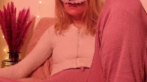 Anni online show from December 26, 4:21 am