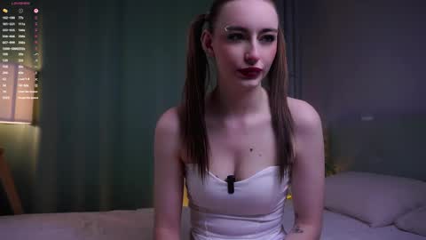 Lily online show from March 1, 2:17 pm