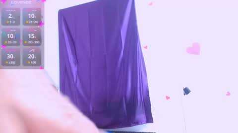 Snapshot of seductivespellvagina80 chatting on October 13, 12:41 pm Estefany online show from October 13, 12:41 pm