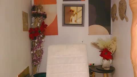 selena_fox2000 online show from December 1, 12:48 am