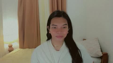 Selena online show from December 19, 3:32 am