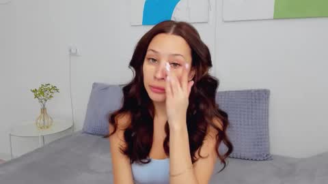 Selena online show from February 22, 9:32 am