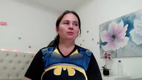 selene online show from April 25, 1:52 pm