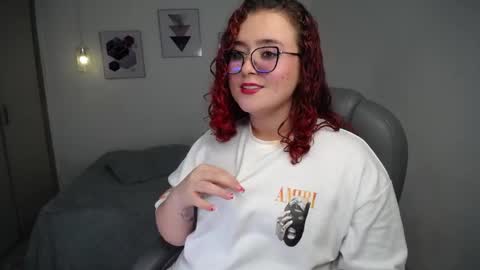 selene_rouse_ online show from April 22, 2:52 am